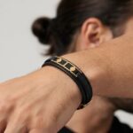 دستبند طلا چرم مردانه
