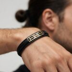 دستبند طلا چرم مردانه