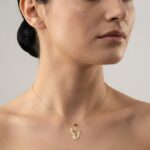 آویز طلا طرح پروانه